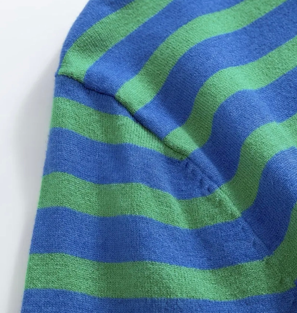 Women’s Long Sleeve Blue & Green Stripe Pullover Small