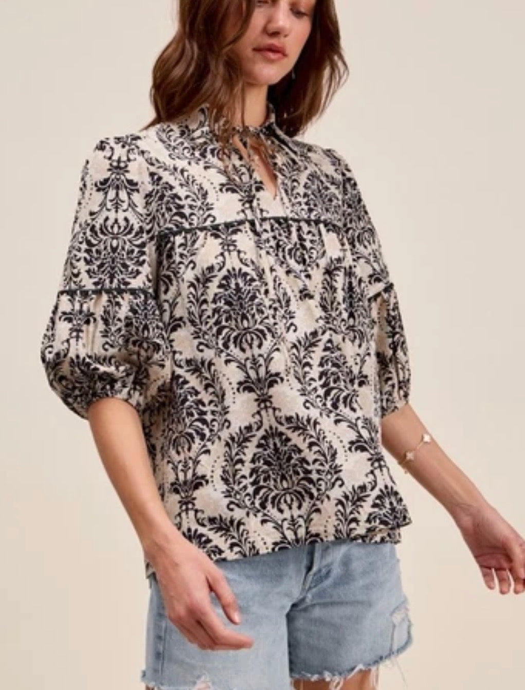 WOVEN NOVELTY PRINTED TOP WITH WAVE TRIM DETAIL