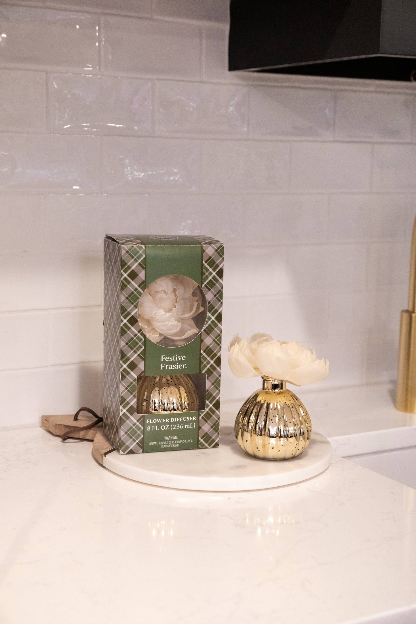 Festive Frasier Holiday Flower Diffuser | Christmas Gift