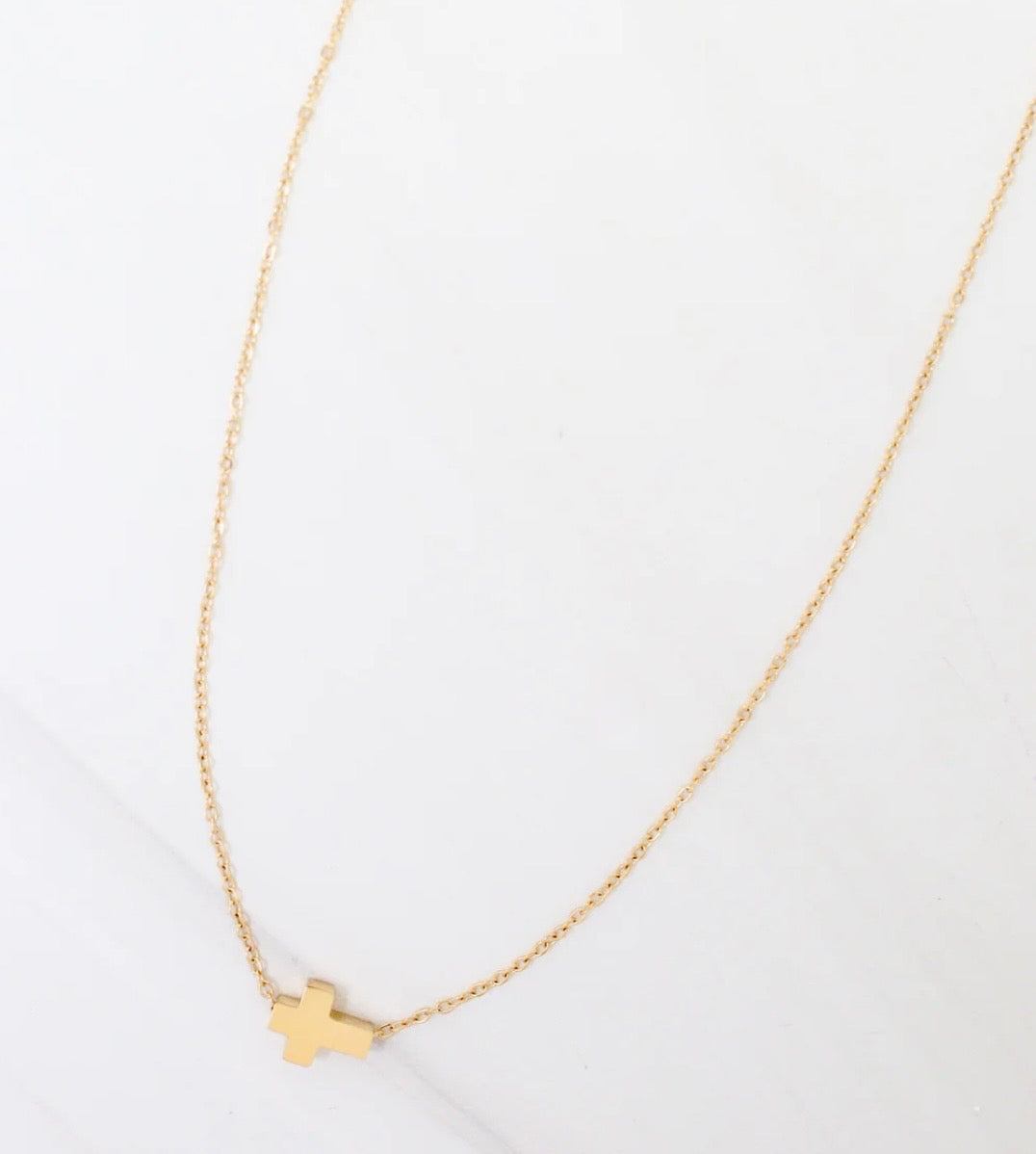 Bronx Cross Necklace
