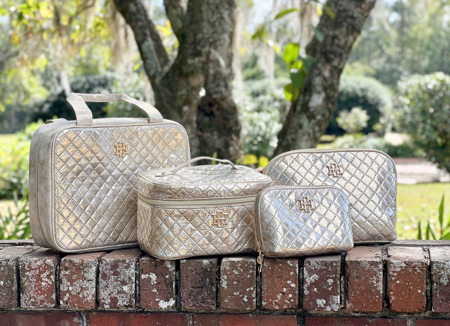 *Caroline Hill* Hampton Train Case