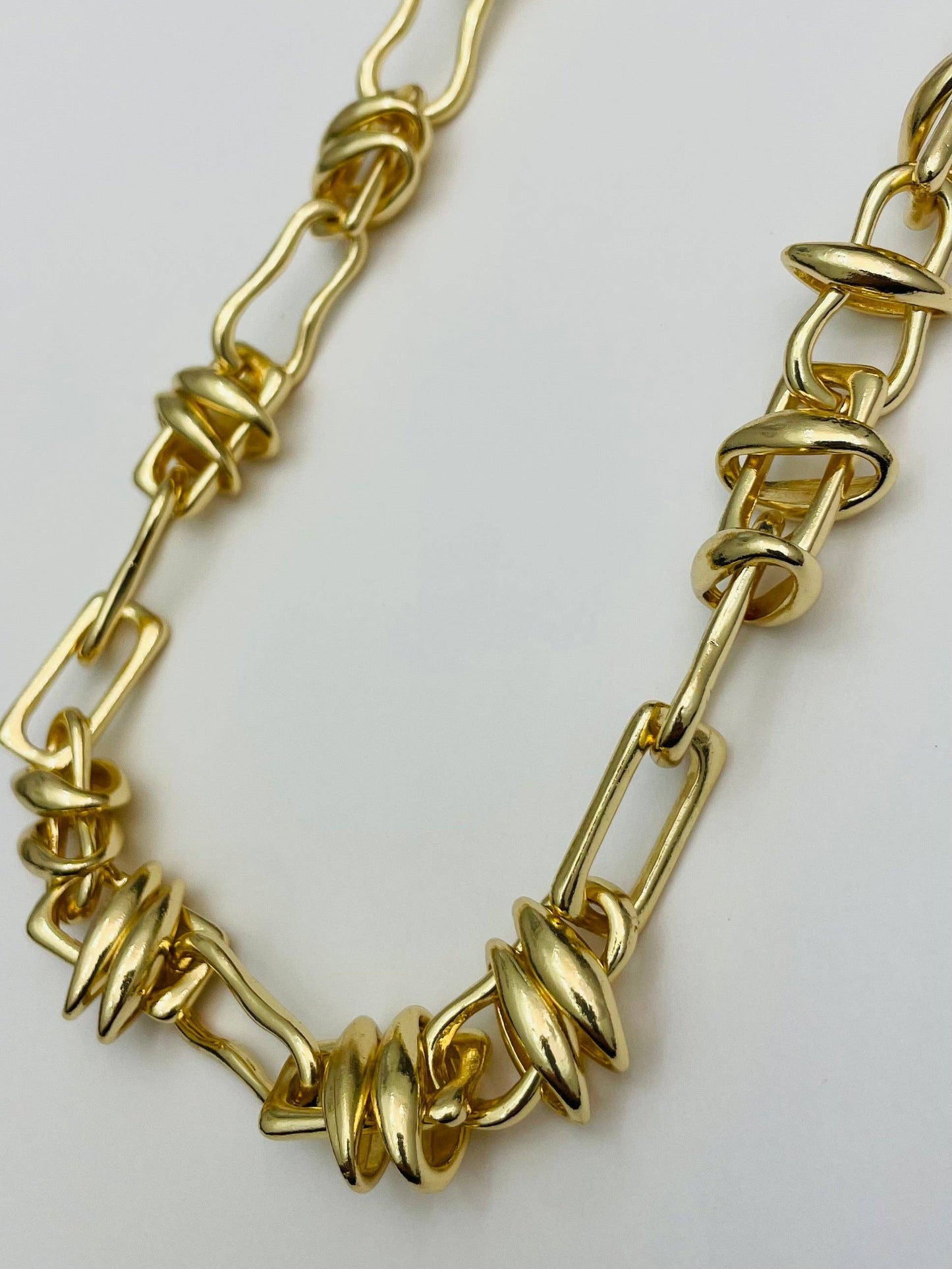 The Barb Necklace (gold)