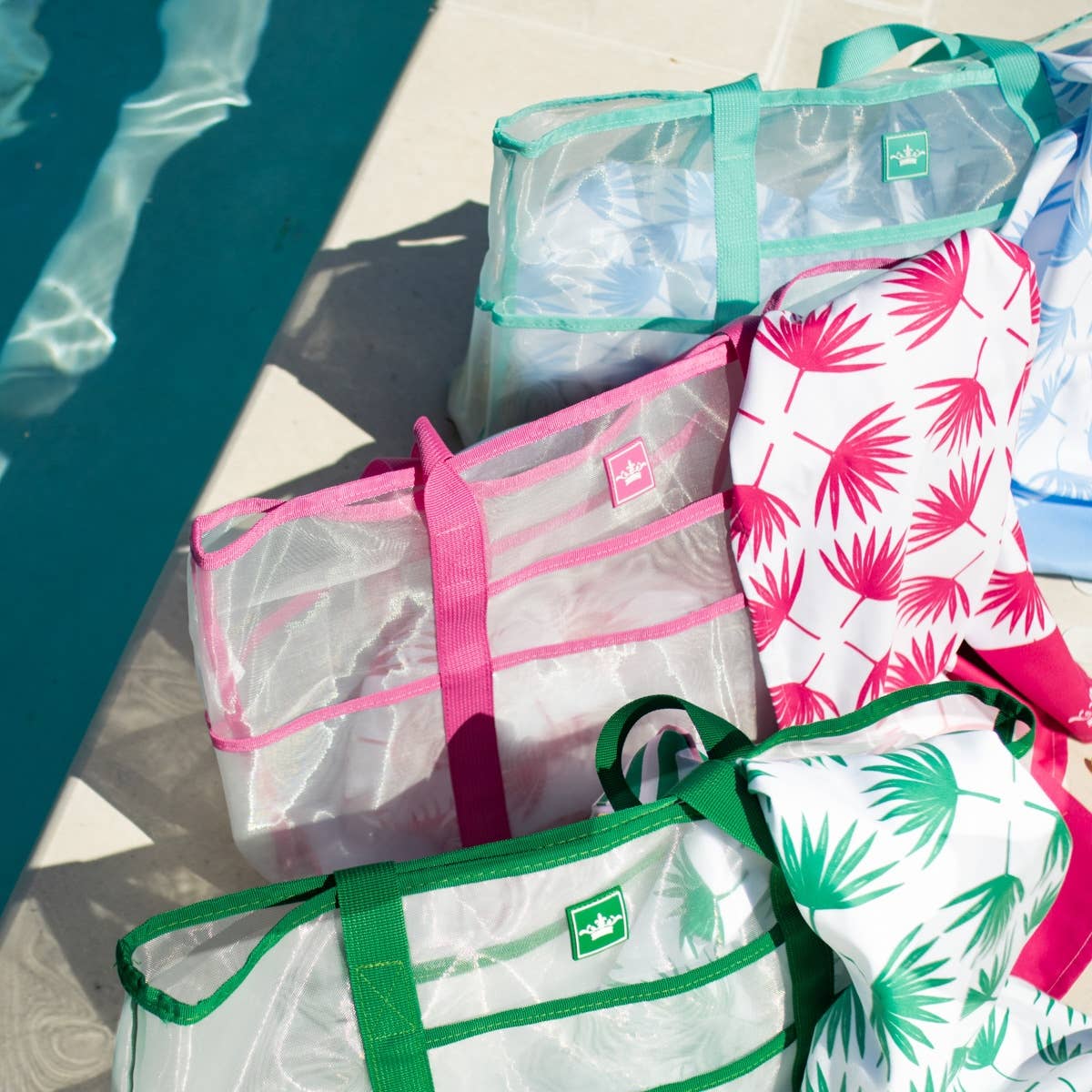 Grayton Beach Tote White/Emerald 16.5x15x8.5