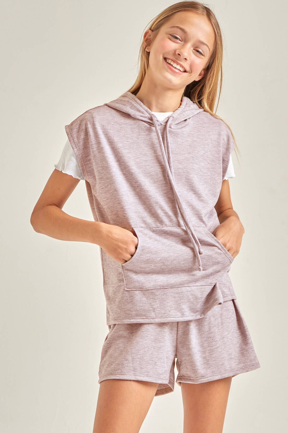 Sleeveless Hoodie and Shorts 2piece Set