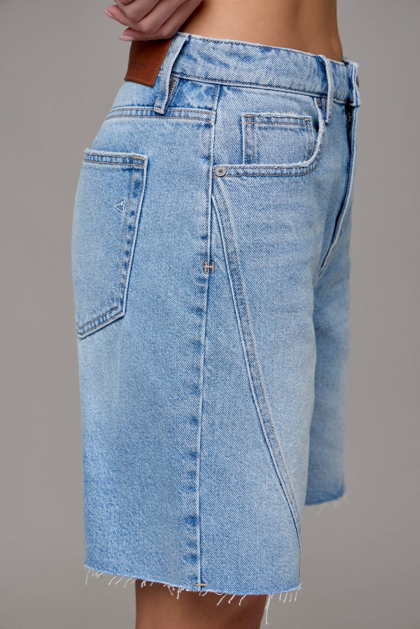 BAGGY SHORTS