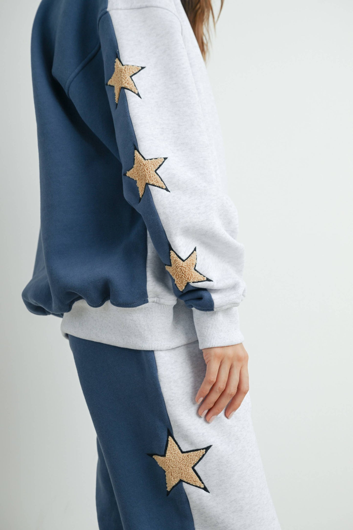 Long Sleeve Round Neck Sweatshirt with Star Detail - BMT7569