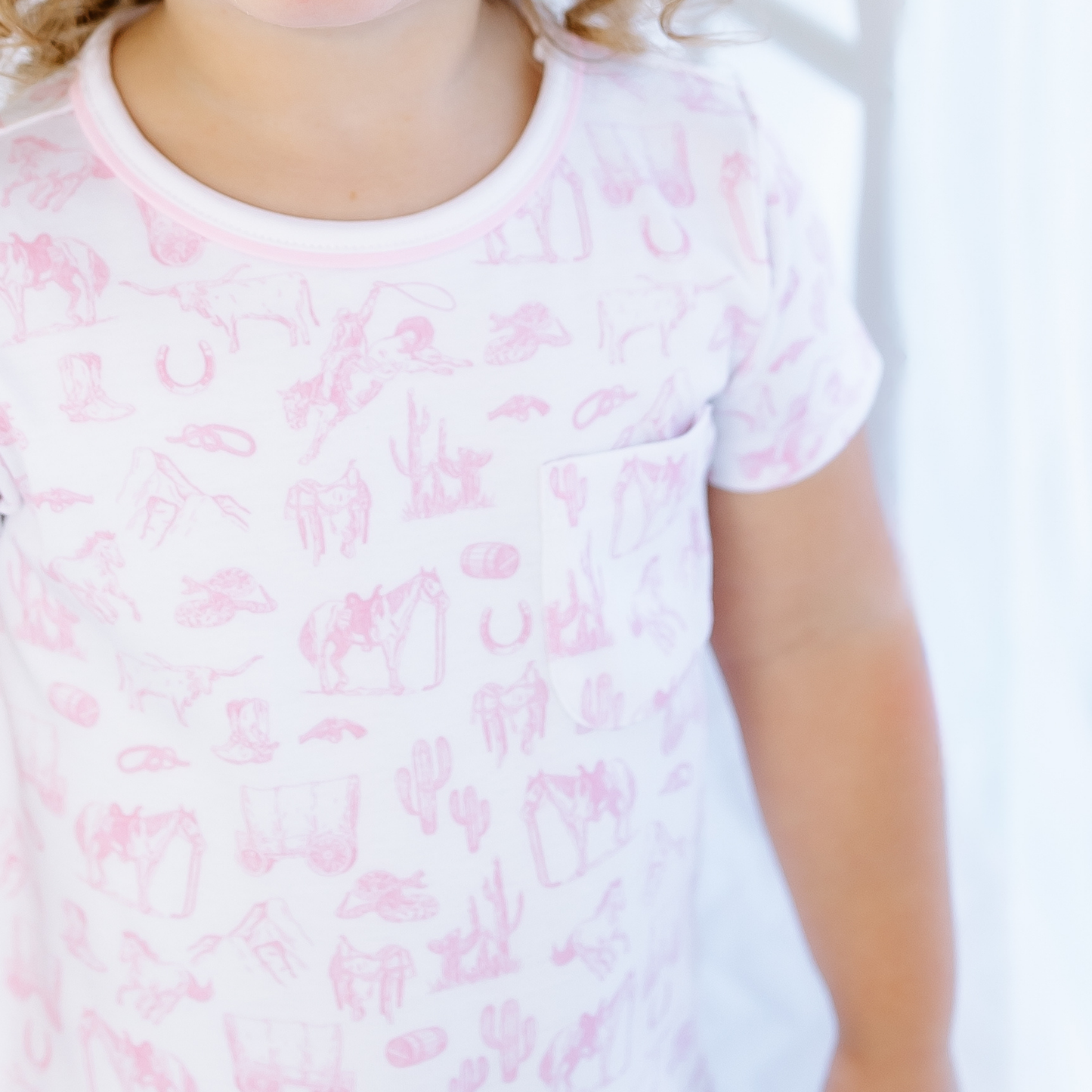 Wild West Toile Short Sleeve Nightdress - Pink