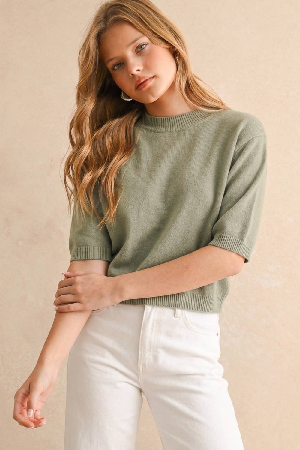 T3675   SHORT SLEEVE SWEATER TOP