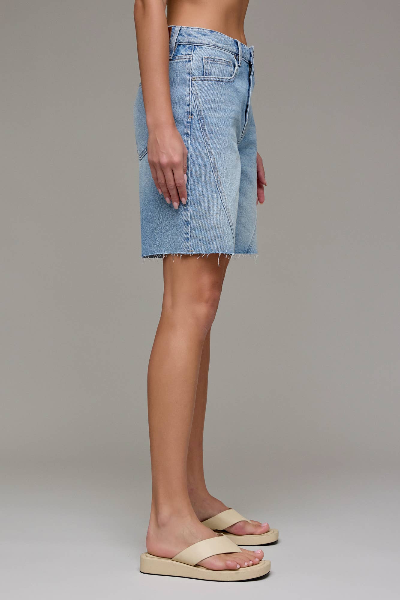 BAGGY SHORTS