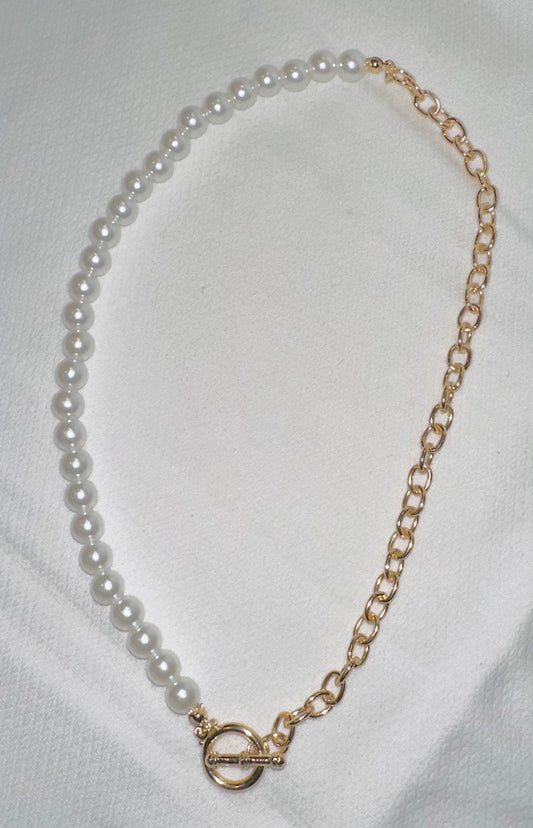 Pearl & Gold Link Chain Necklace