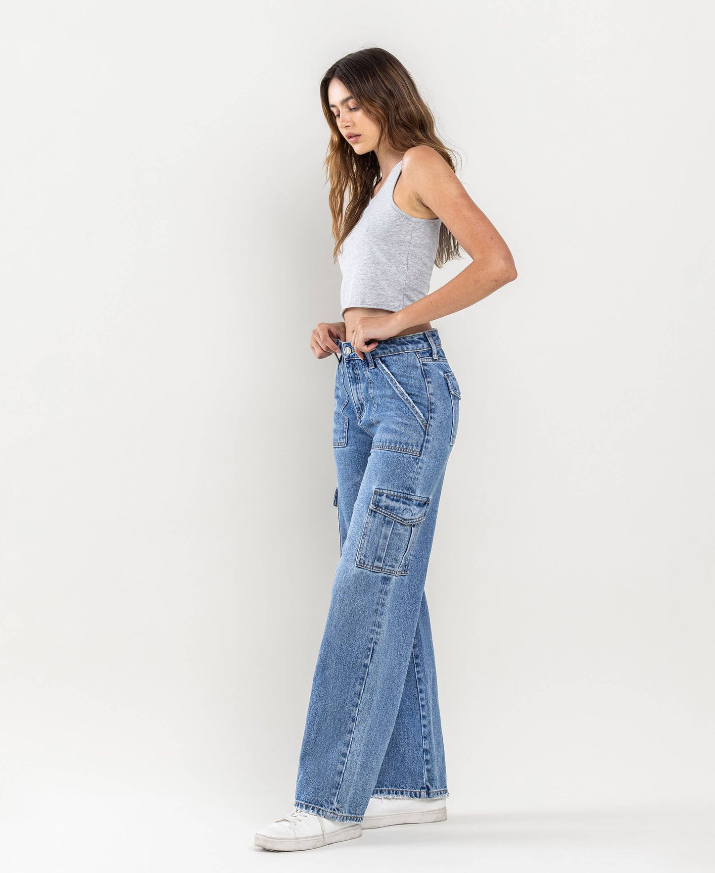 HIGH RISE WIDE LEG CARGO JEANS
 V3446