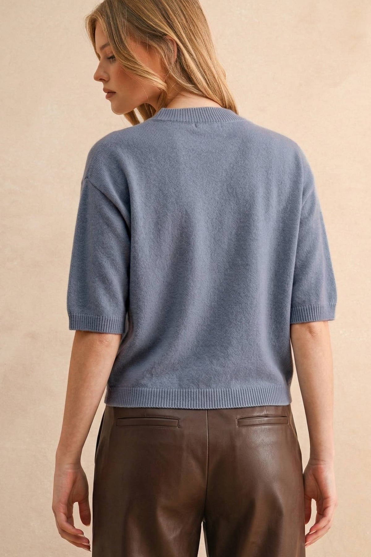 T3675   SHORT SLEEVE SWEATER TOP