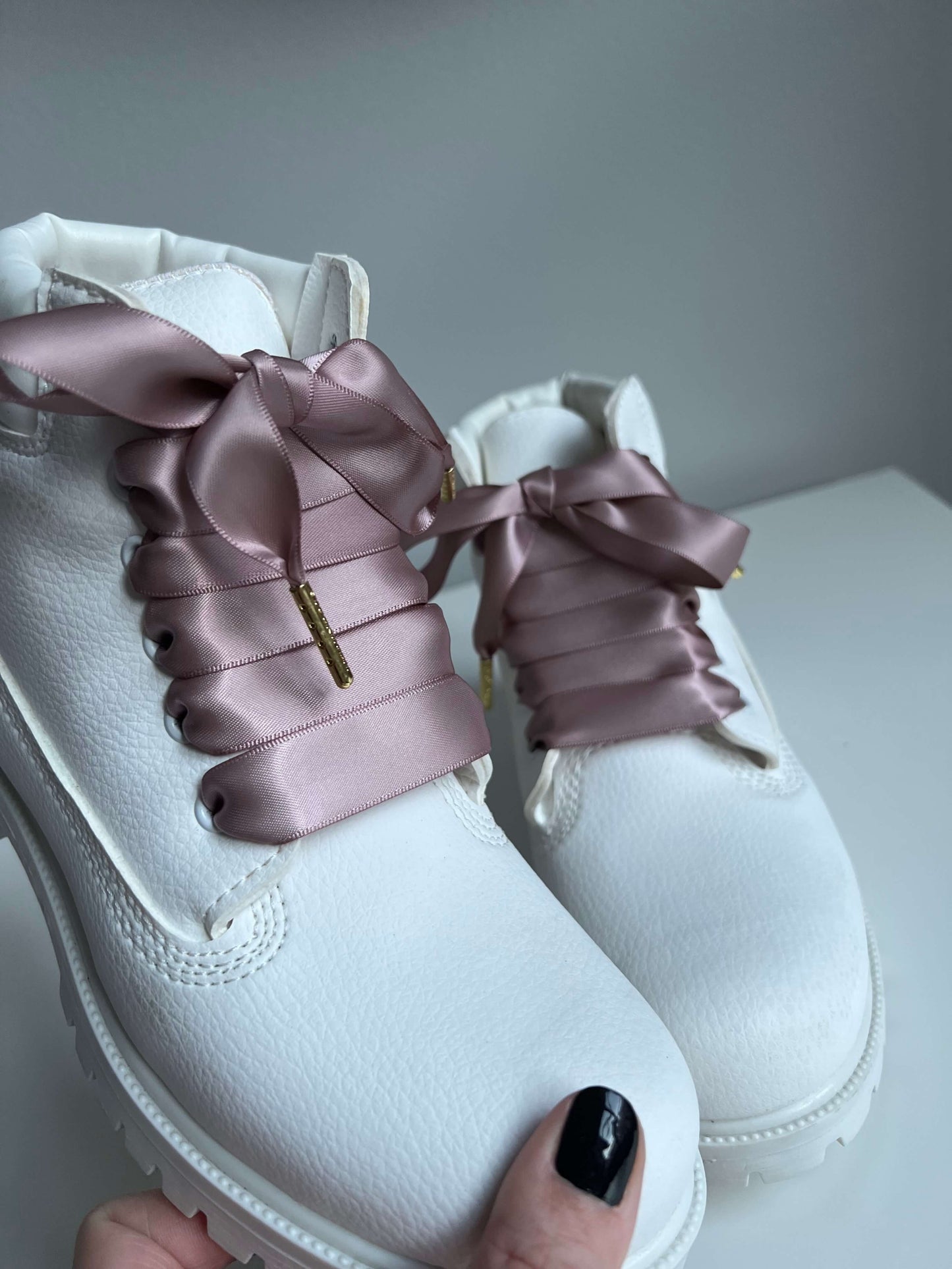 Nougat Mauve Silk - Shoelaces