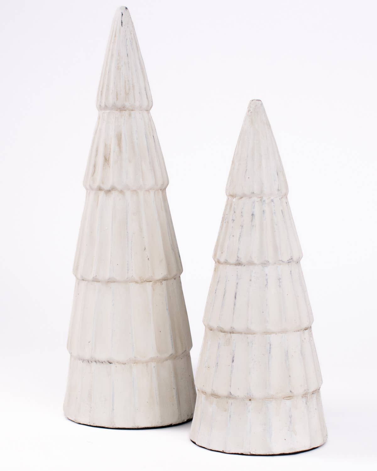 Glenwood Tree   Antique White   4x10x4
