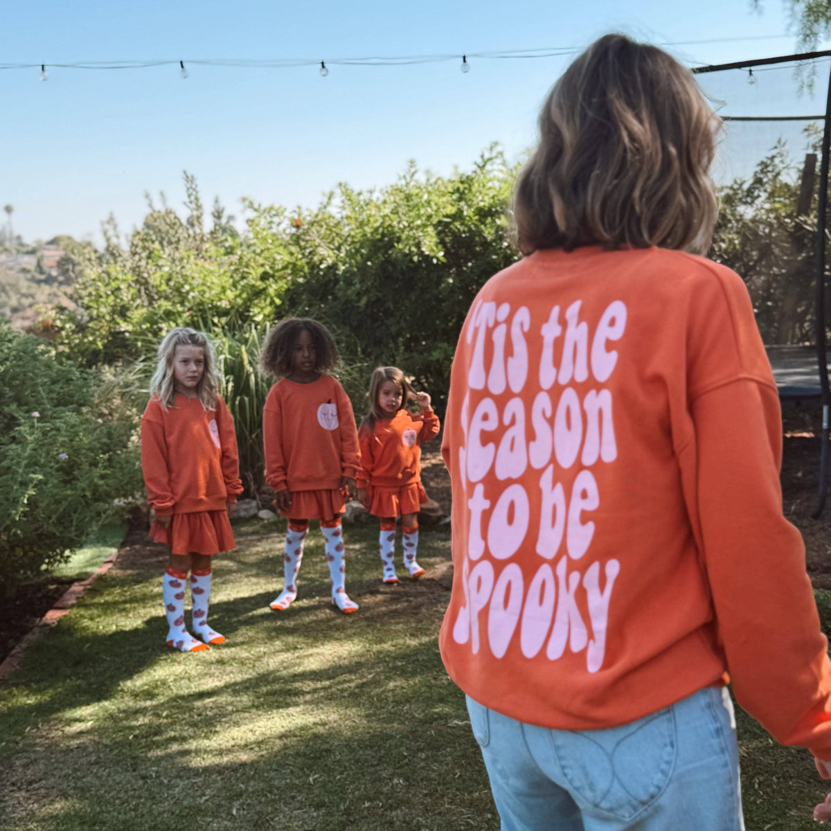 'TIS THE SEASON TO BE SPOOKY | Drop Shoulder Pullover | ADULT