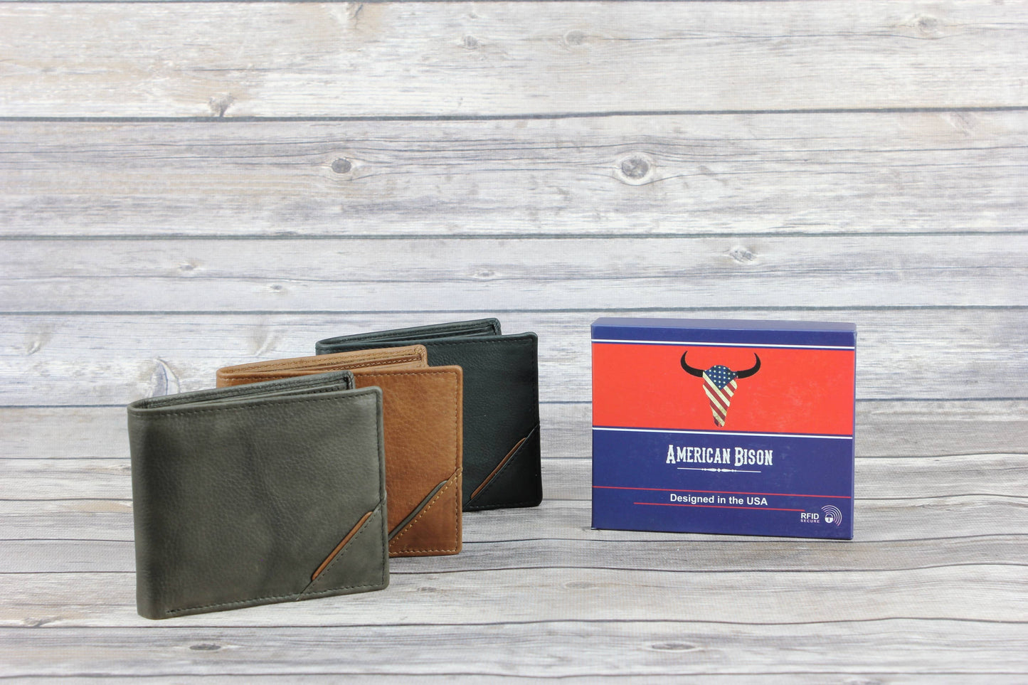 RFID Bifold w/Center I.D. Flap & Corner Contrast Notch 15715