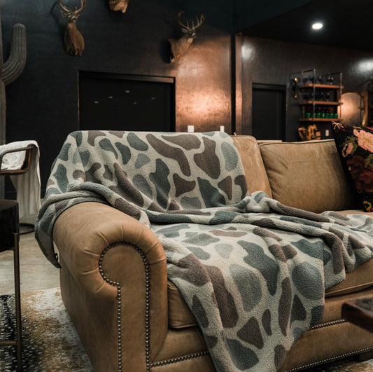 Burlebo Sherpa Blanket-Classic Deer Camo