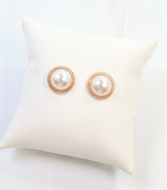 Palmdale Pearl Stud Gold