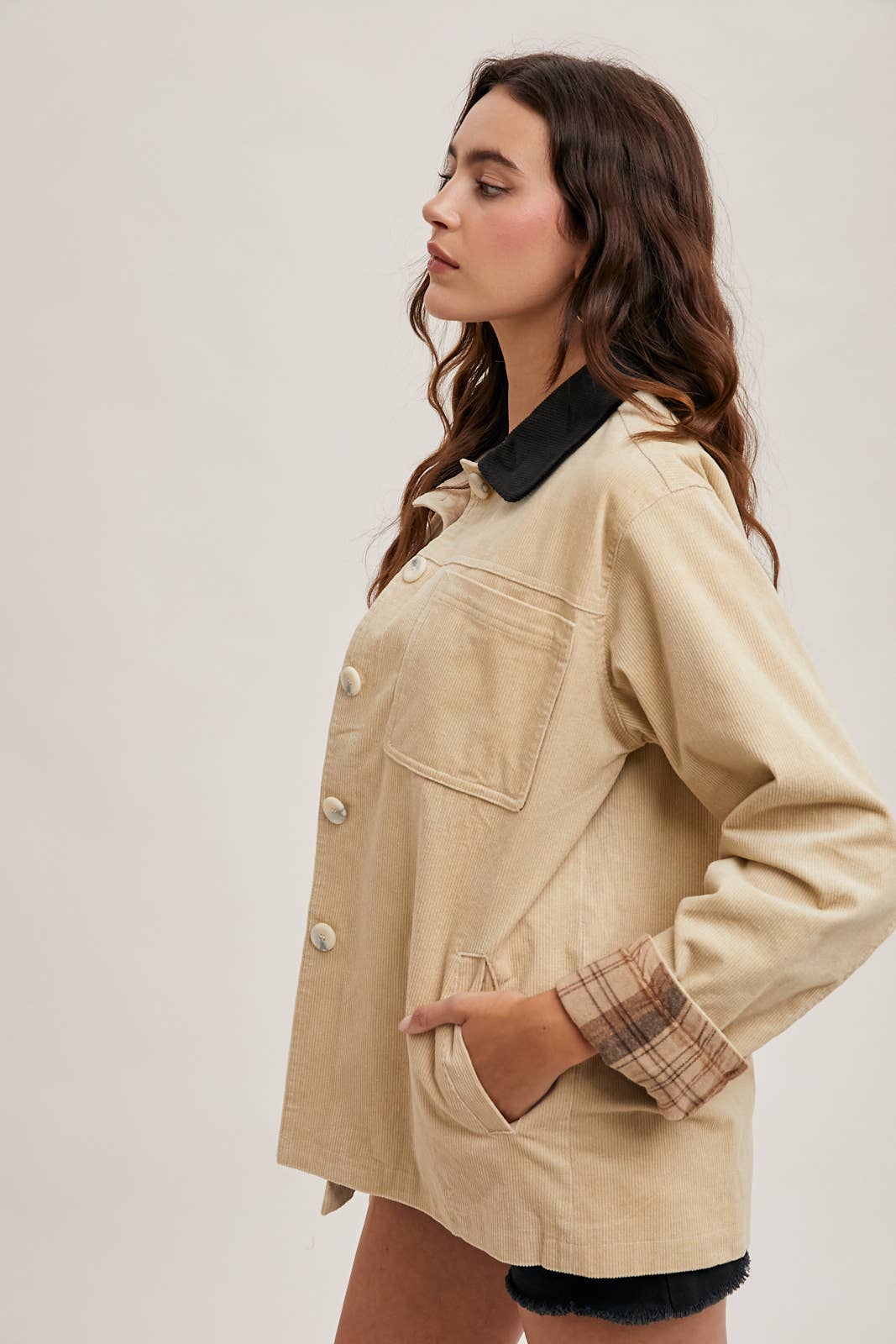 CORDUROY BUTTON DOWN BARN COAT INNER PLAID