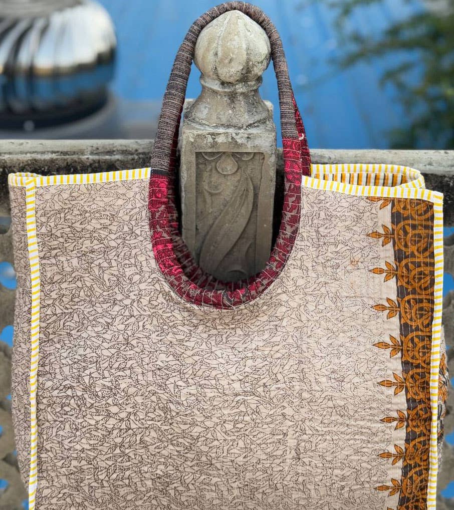 Exclusive Silk Shoulder Tote for Woman Stylish Quilted Bag