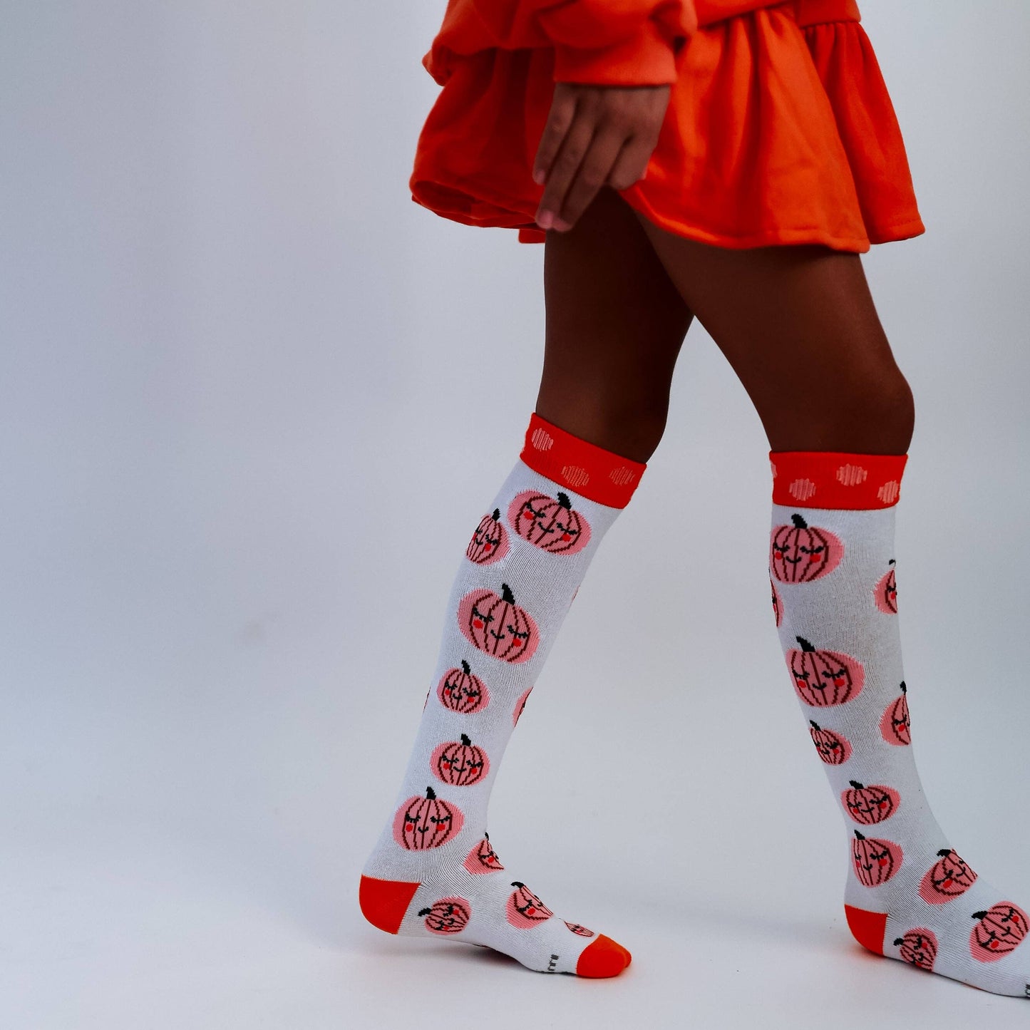 PUMPKIN + POLKA DOTS | knee high socks