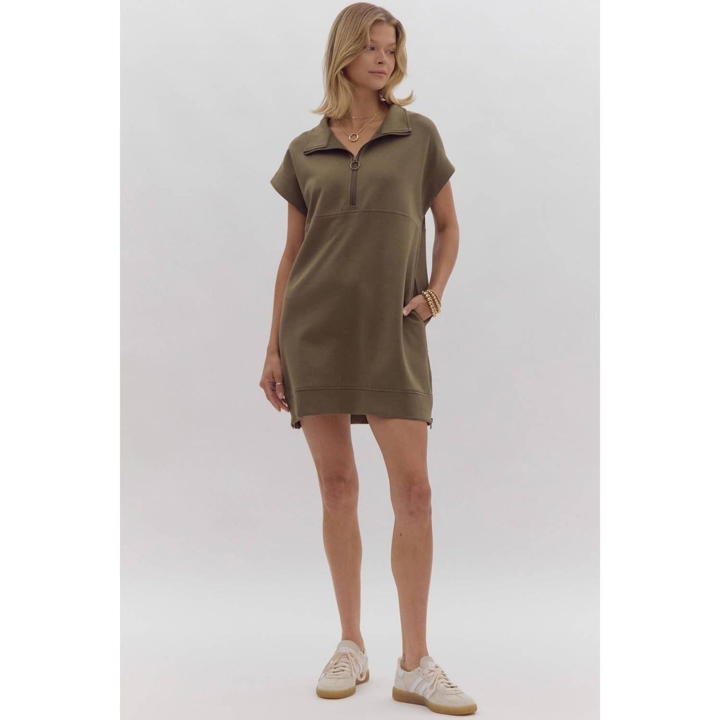 Solid short sleeve sweater dress