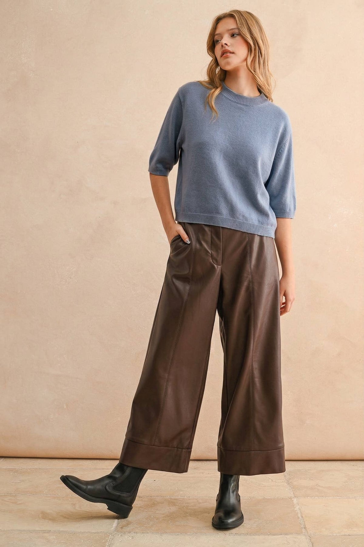 T3675   SHORT SLEEVE SWEATER TOP