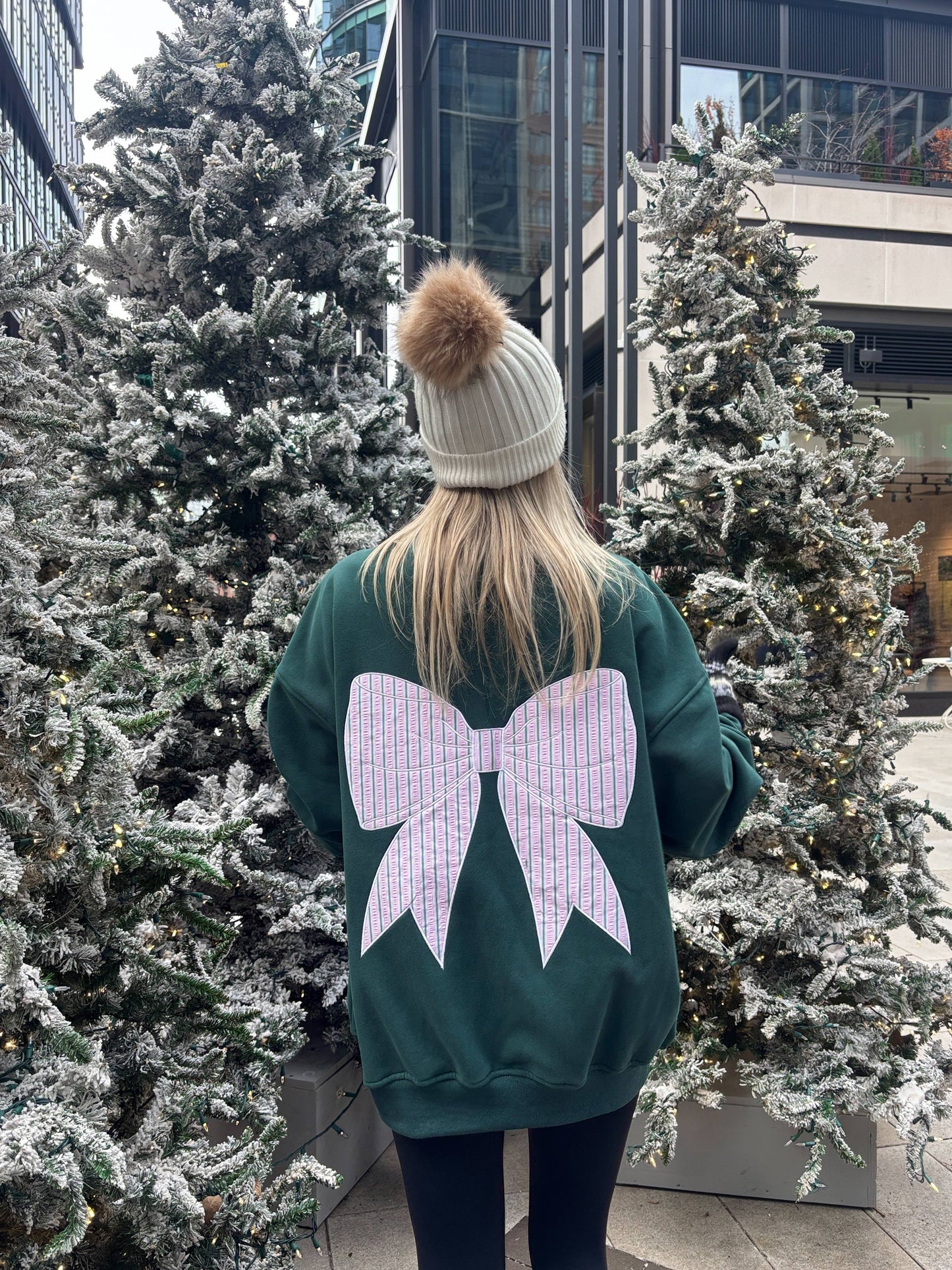 Winter Green Striped Bow Embroider Sweatshirt