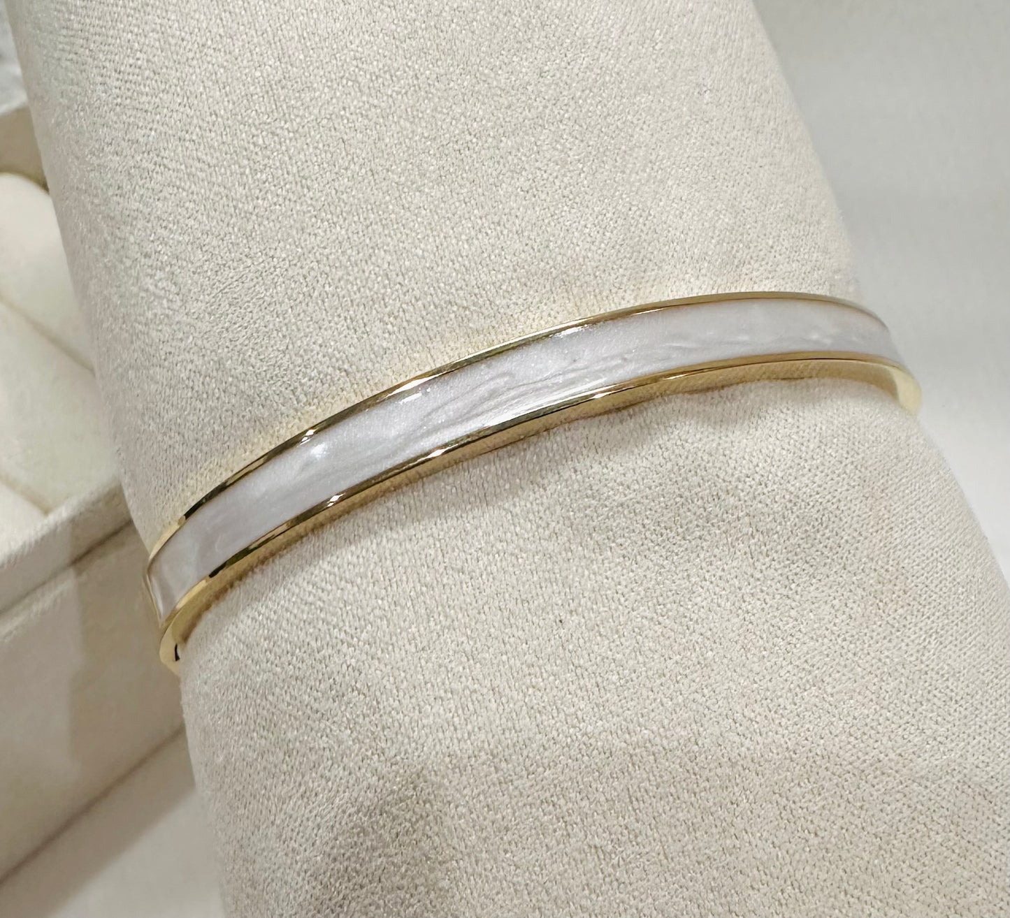 White & Gold Bangle