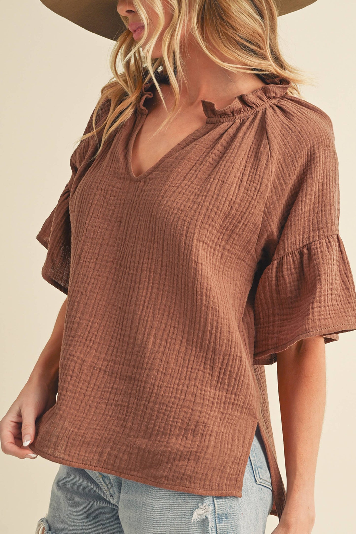 Tes 3/4 Sleeve Ruffle Top