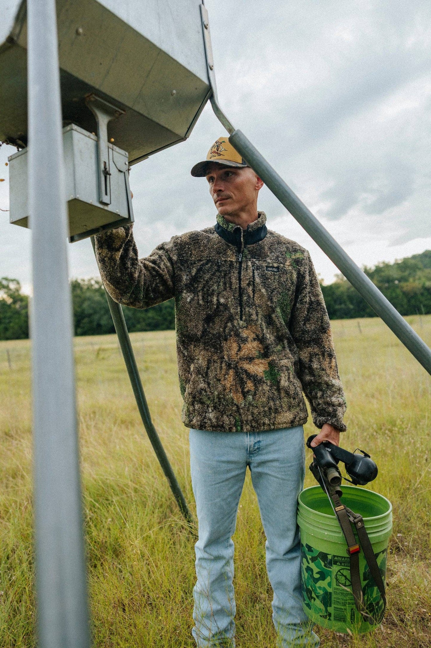 Realtree APX Sherpa Pullover