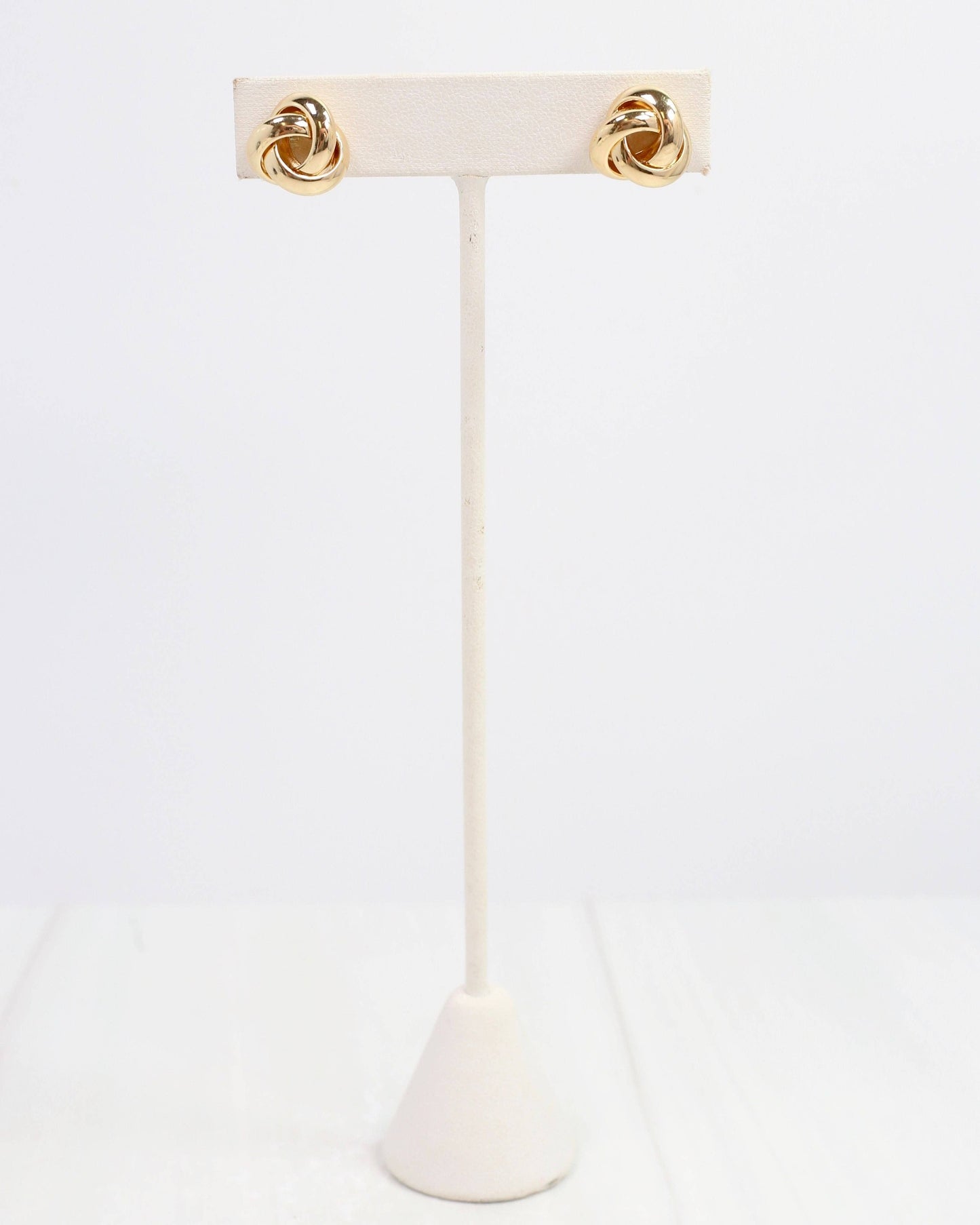 Lewis Knot Stud Gold