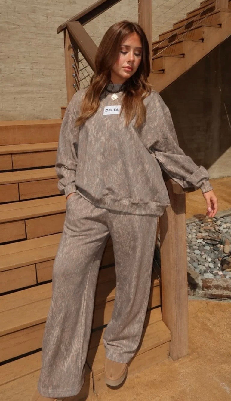 Delta Dark Camo Mockneck Pant Set