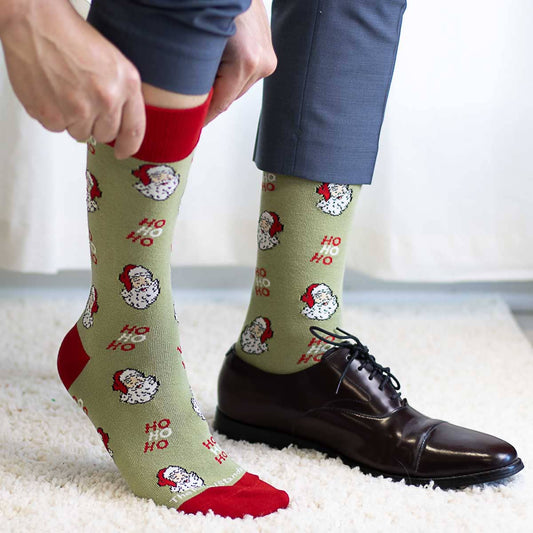 Men's HoHoHo Santa Socks   Green/Red   Once Size