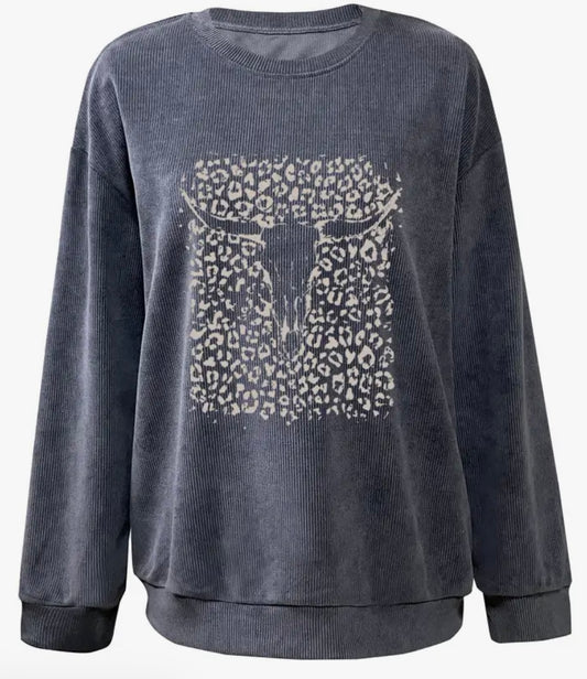 Skull Print Pullover Sweatshirt