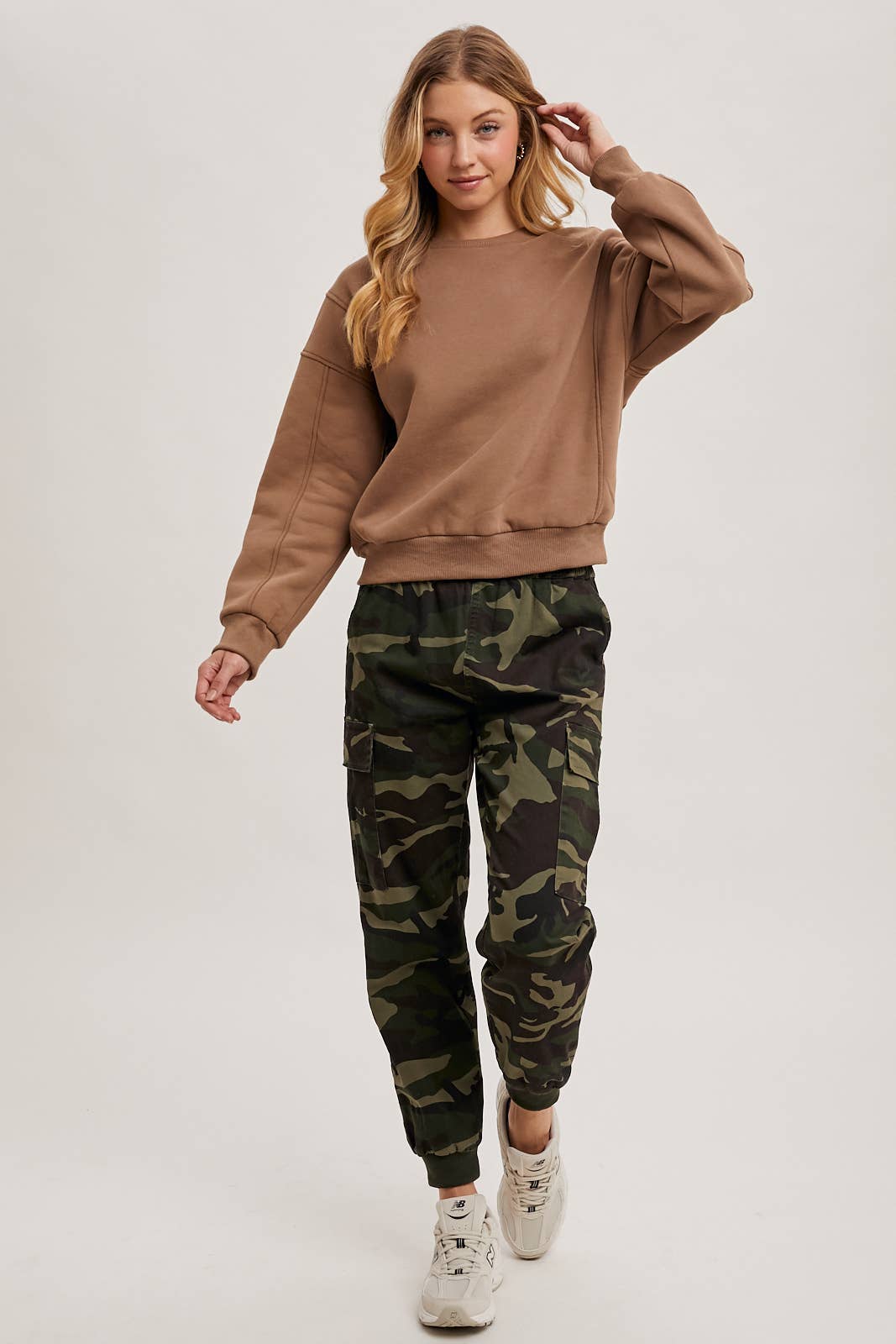 CAMO CARGO JOGGER PANTS