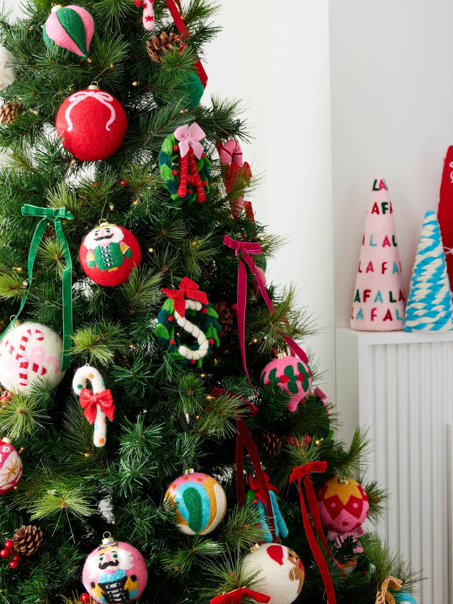 FESTIVE BOW ASST/4 ORNAMENTS ,MULTI