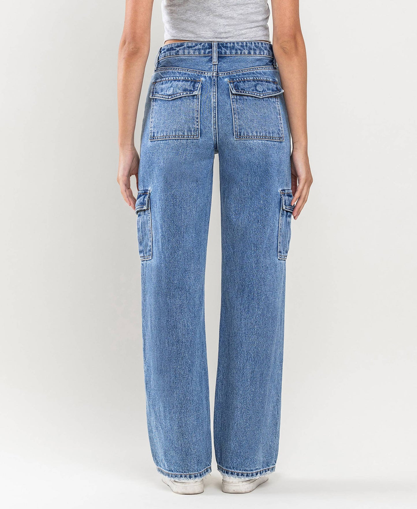 HIGH RISE WIDE LEG CARGO JEANS
 V3446