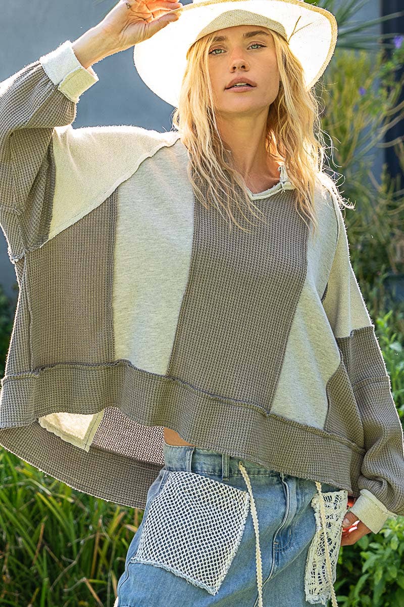 Notched neck contrast fabric basic long sleeve top