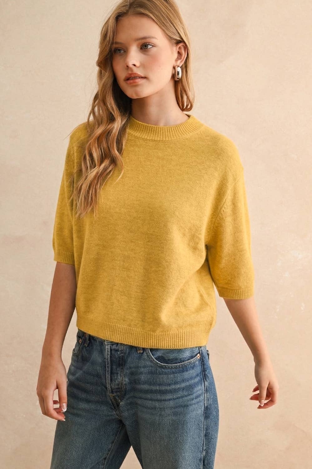 T3675   SHORT SLEEVE SWEATER TOP