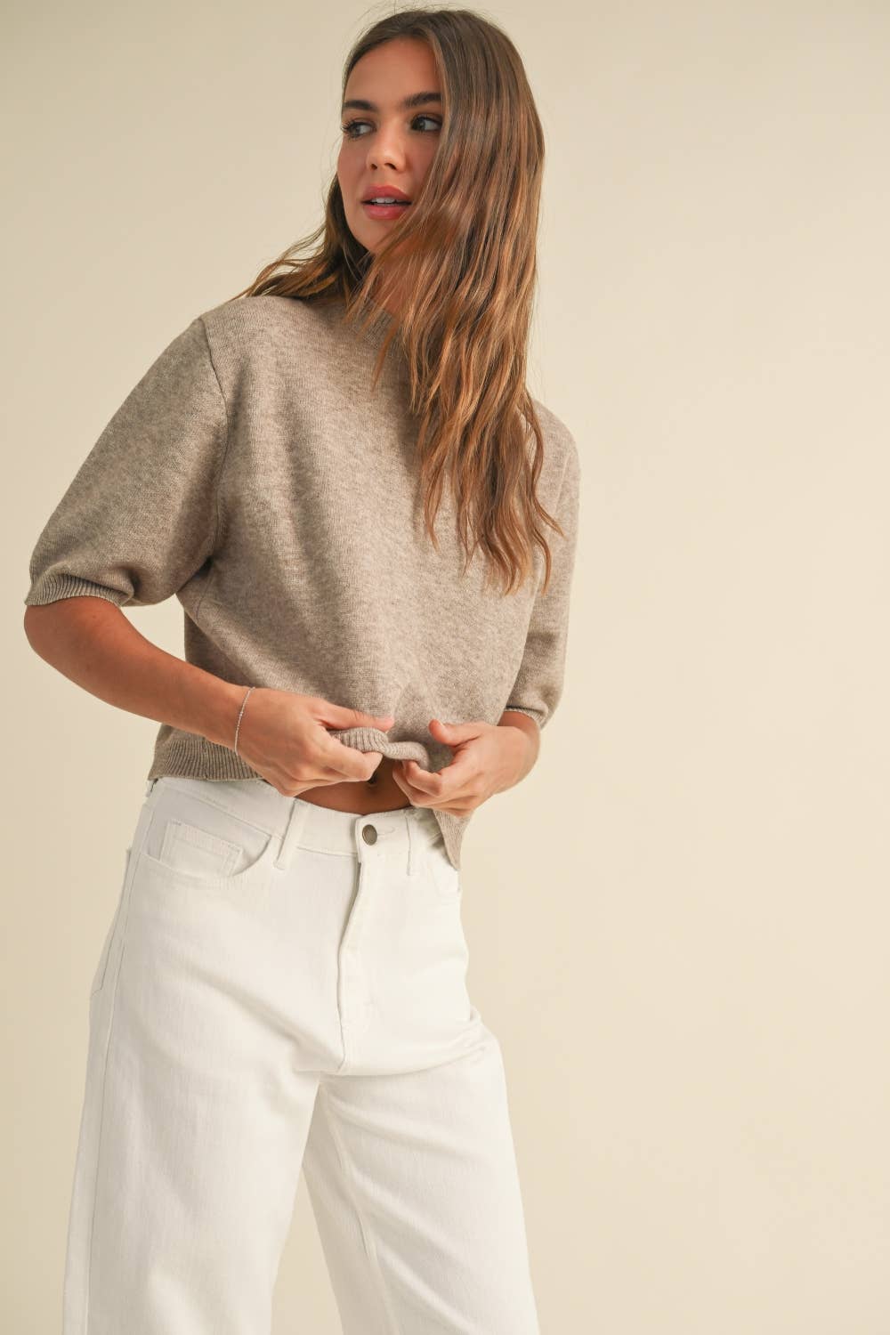 T3675   SHORT SLEEVE SWEATER TOP