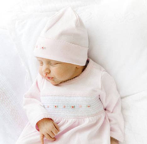 Baby Girl`s Smocked Flower Gown and Hat