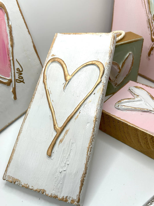 Heart on a string | white and gold | panel