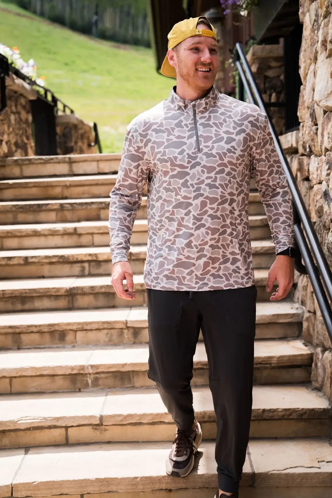 Performance Quarter Zip - Classic Deer Camo