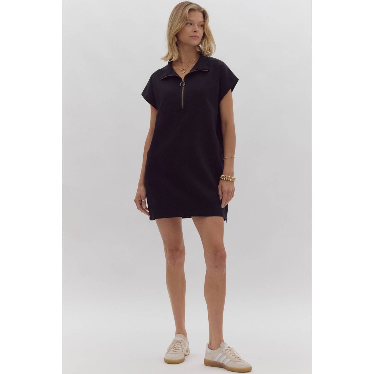 Solid short sleeve sweater dress