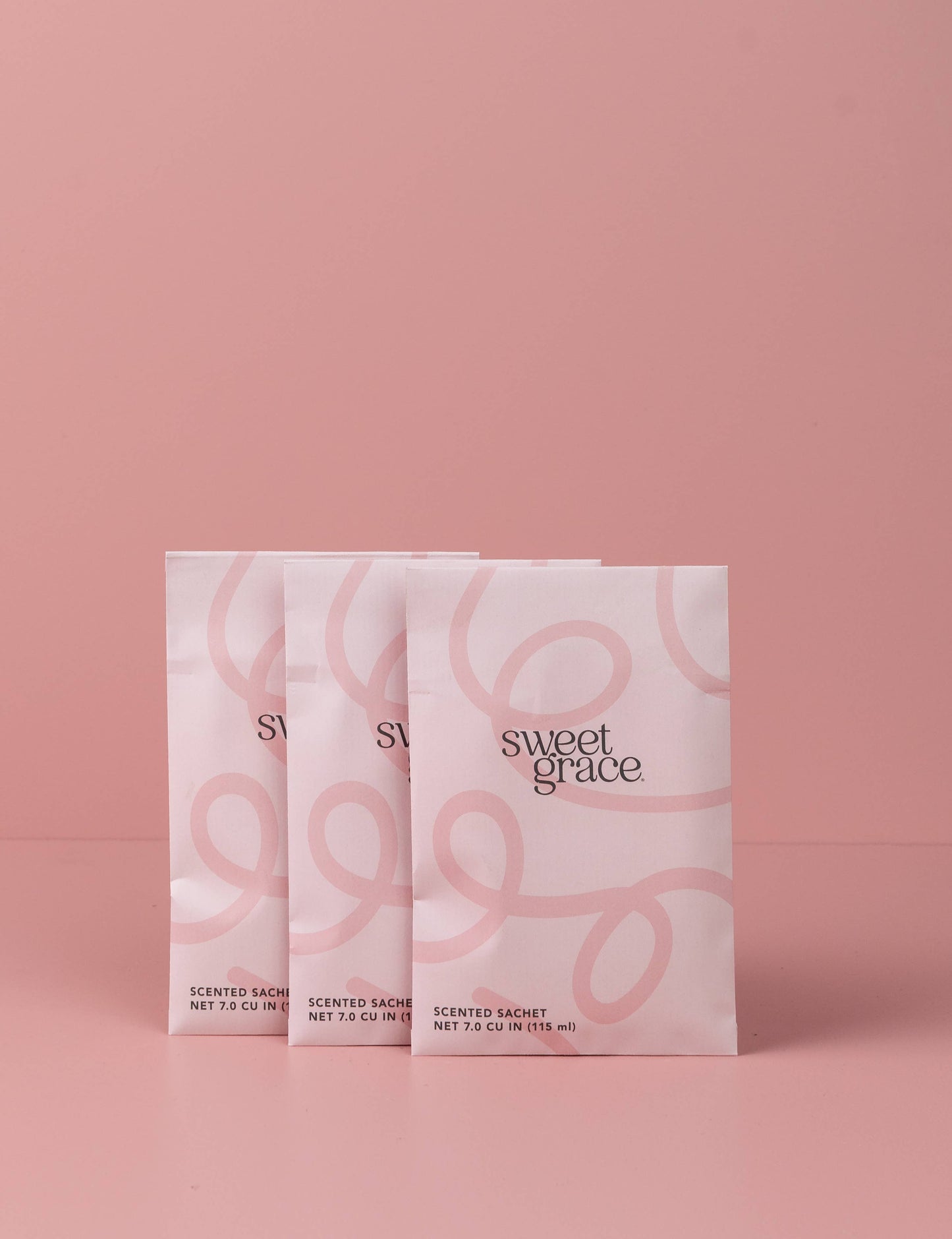 Sweet Grace Modern Swirl Sachet